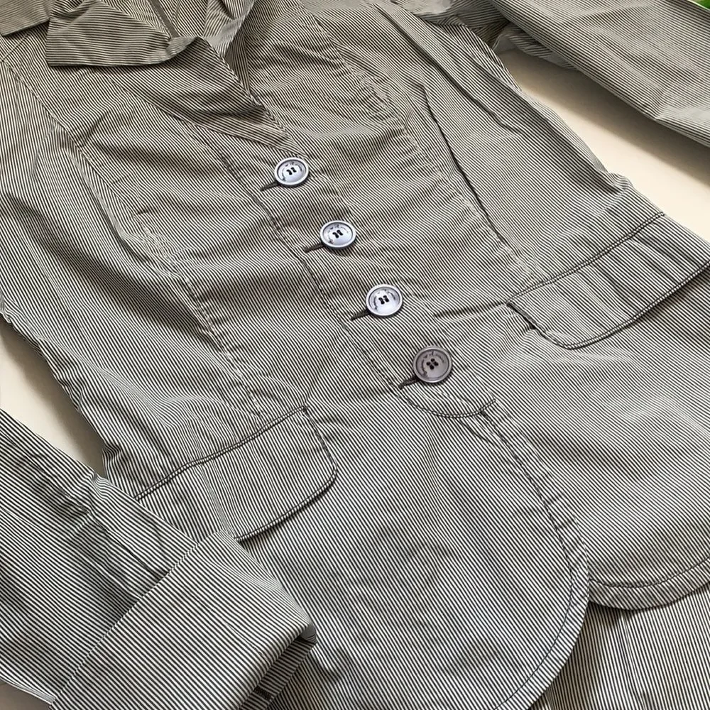 Emporio Armani striped nautical jacket and shorts - Picture 8 of 11